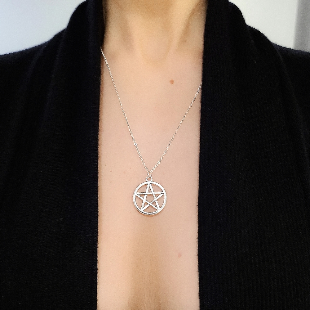 17" Silver Pentagram Necklace 005